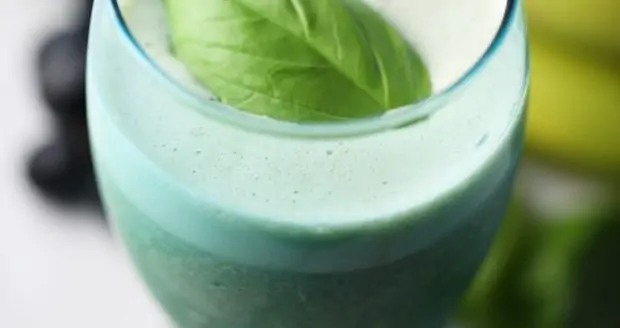 Healthy spinach smoothie