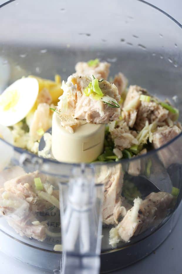 Tuna with Egg in a food processor