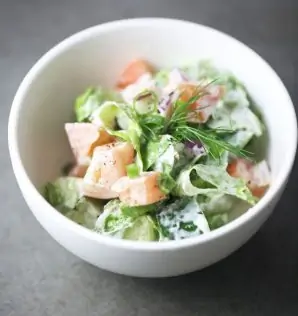 lettuce tomato cucumber salad
