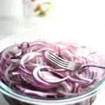 Red Onions cut in thin slices