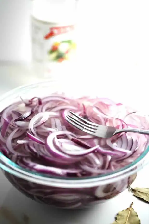 Red Onions cut in thin slices